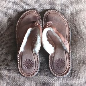 UGG Brown Leather Sandals Flip Flop Fur Size 7
